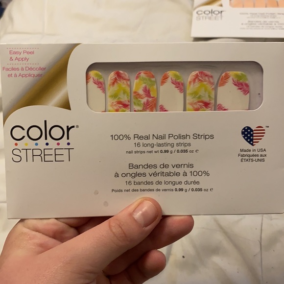 Color street - Picture 12 of 17